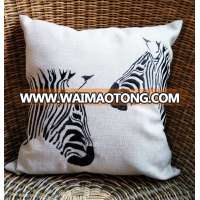 Fashion Embroidery Or Digital Printed Custom Cushion Cover